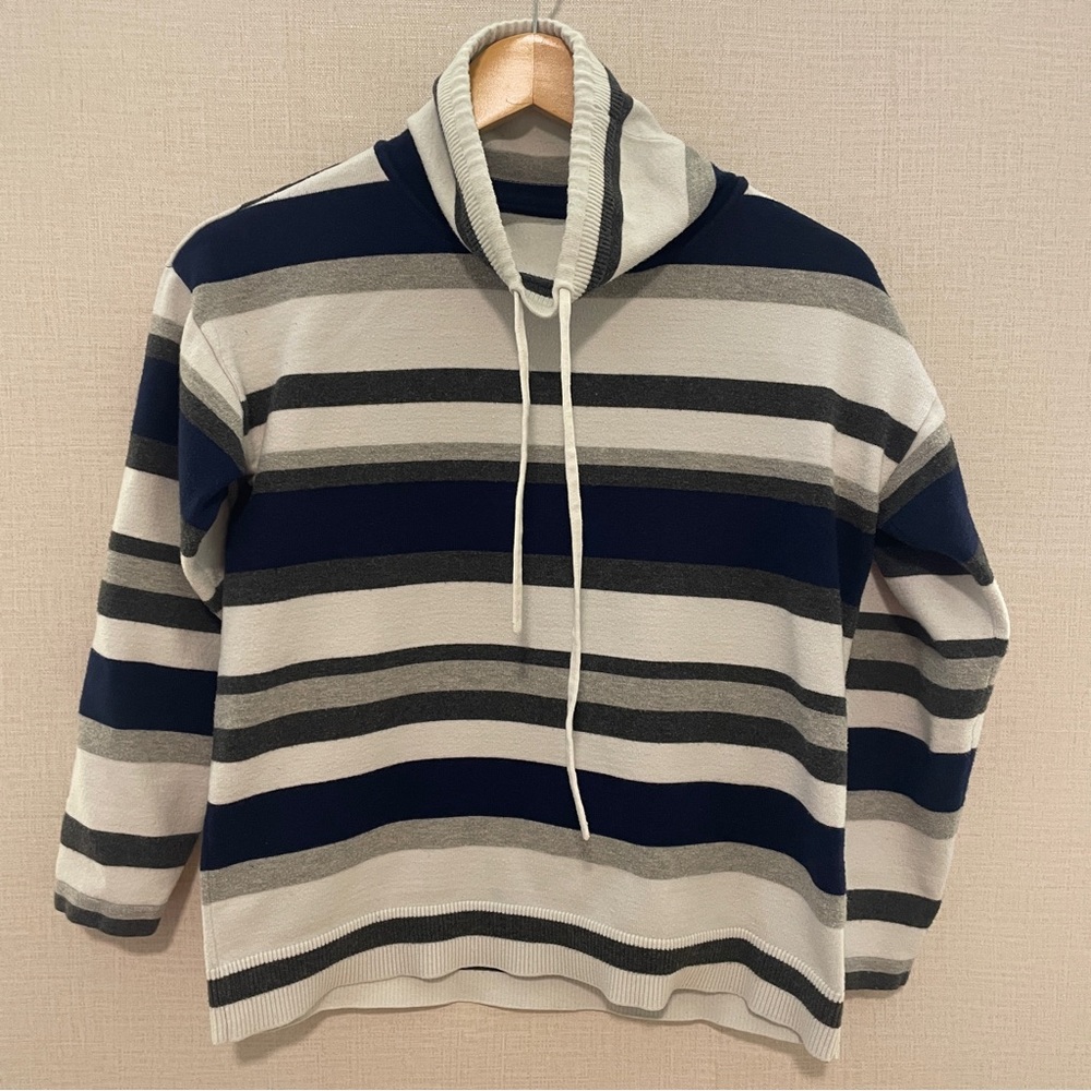 Liz Claiborne striped navy, gray, white mock drawsting neck. Size: small
